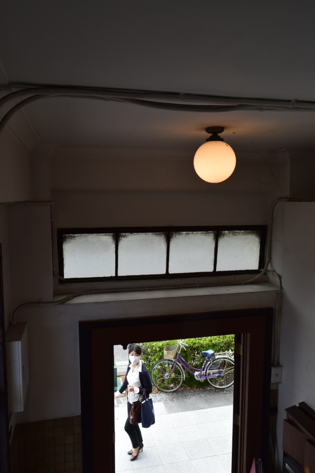 横浜市中区海岸通りの昭和ビル(昭和モダン建築探訪)_f0142606_14252463.jpg