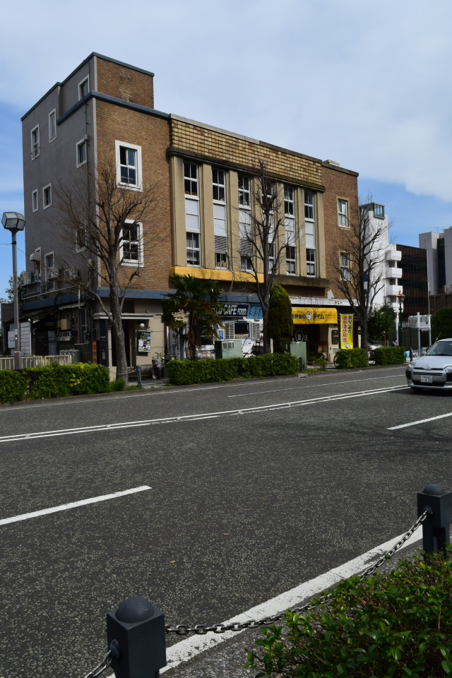 横浜市中区海岸通りの昭和ビル(昭和モダン建築探訪)_f0142606_14371760.jpg