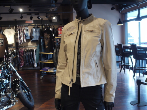 店頭展示販売中【HDウエア】ご紹介_b0317459_17092870.jpg