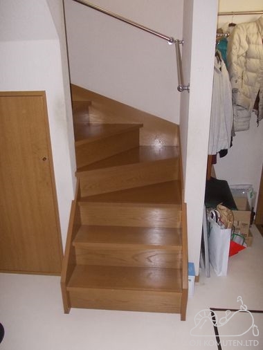 介護保険で階段改修_c0405550_16463312.jpg