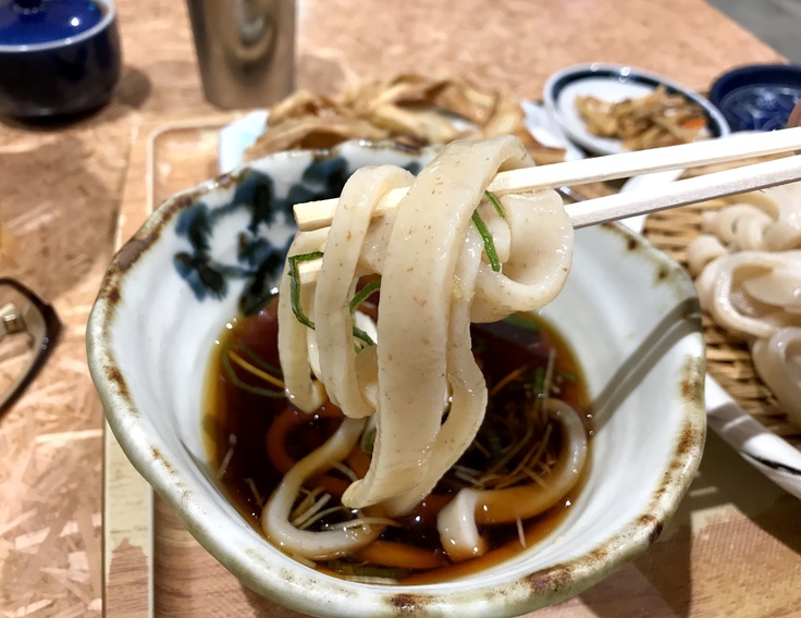 ごぼう天ともりうどん@武蔵野うどん「こぶし」(立川駅)_c0212604_18455268.jpg