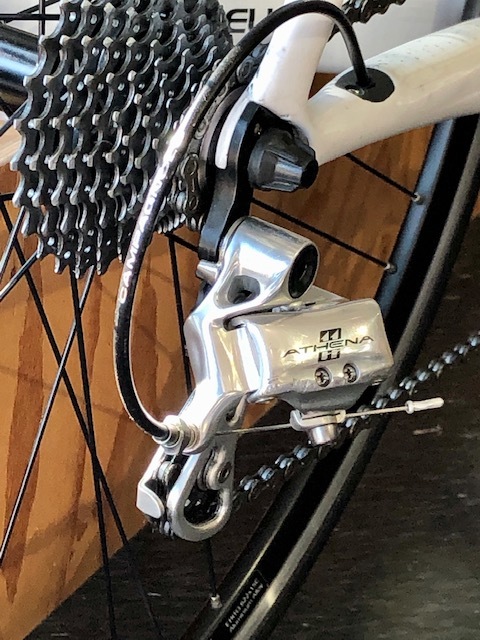 【販売中】PINARELLO RAZHA カンパ アテナ仕様_d0338933_17000964.jpg