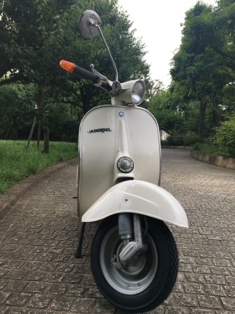 PIAGGIO VESPA 50S アイボリー 700km_f0123137_20244112.jpg