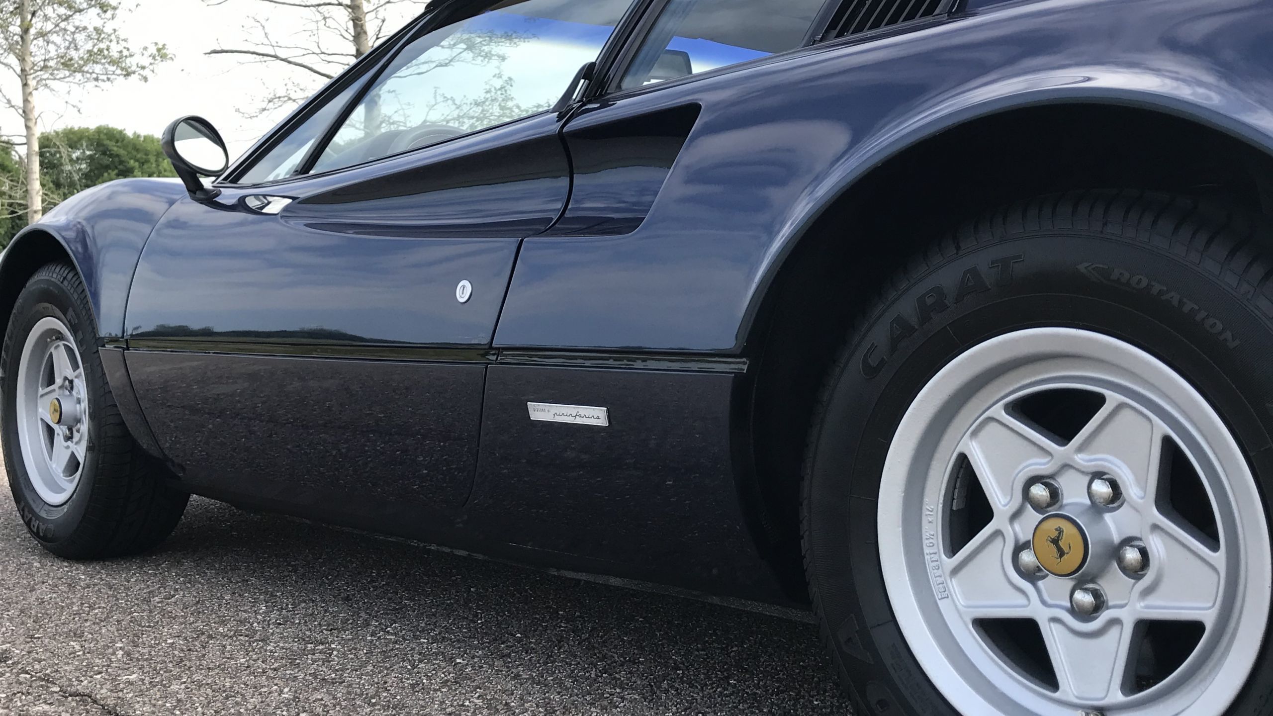 ベルギーの308GTB_a0129711_11274023.jpg