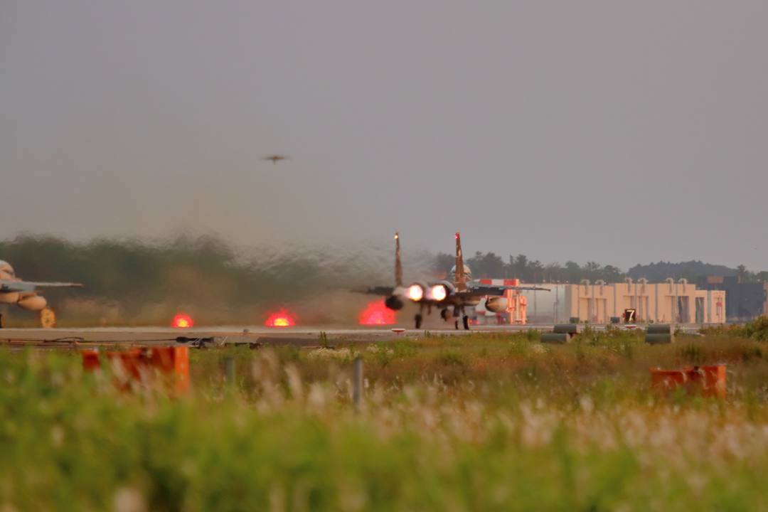 戦闘機_e0403850_20211517.jpg