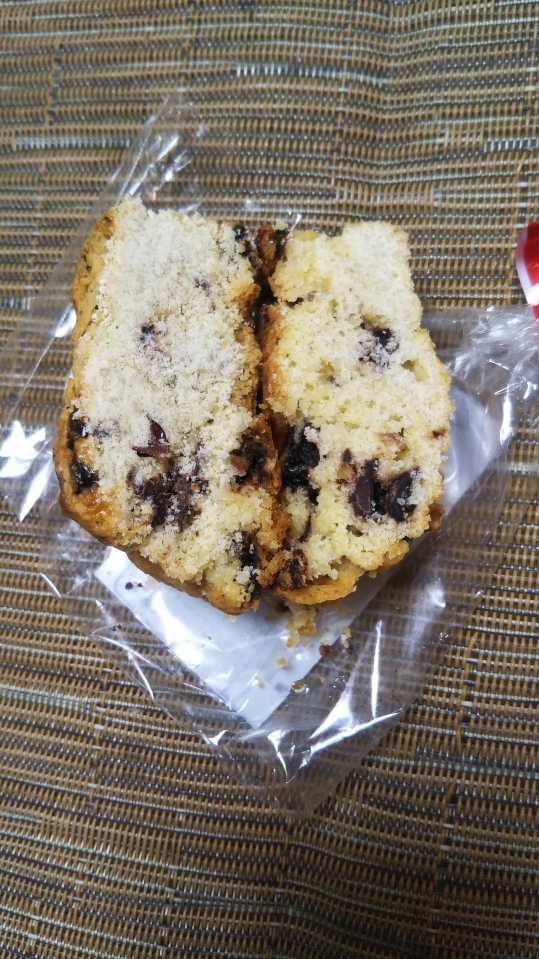 ファヴール クランベリー&チョコ_f0076001_22244949.jpg