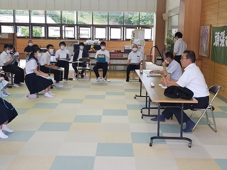 ふるさと学習懇談会_d0003224_11032286.jpg