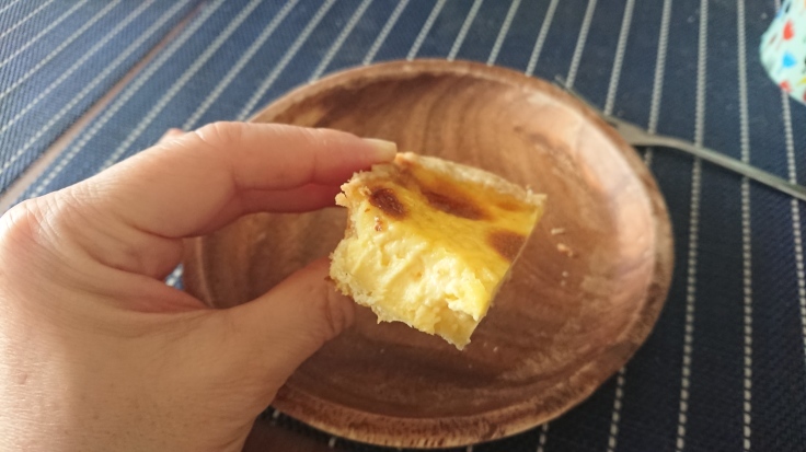 冷やして美味しいんエッグタルトを目指して✨_a0113430_07562808.jpg