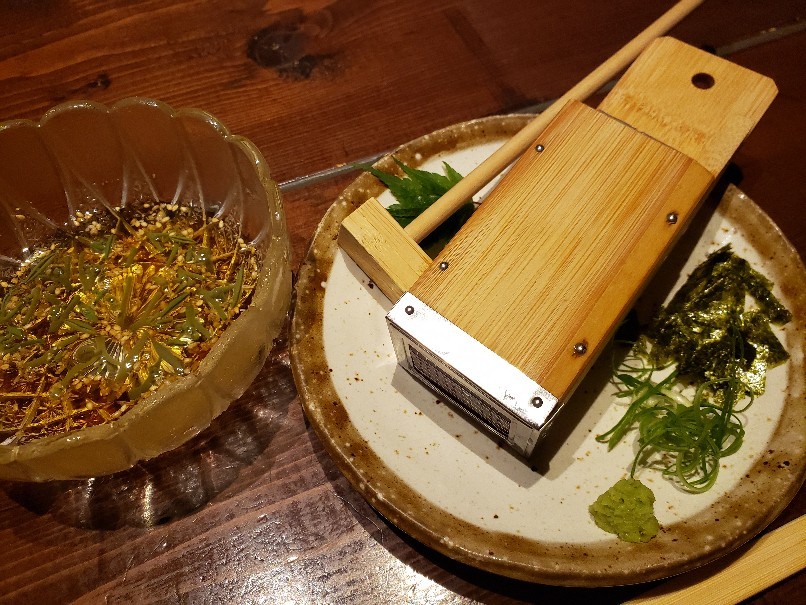 包丁一代ゆかいでトコロテン(広島市中区流川)_a0105740_07162157.jpg