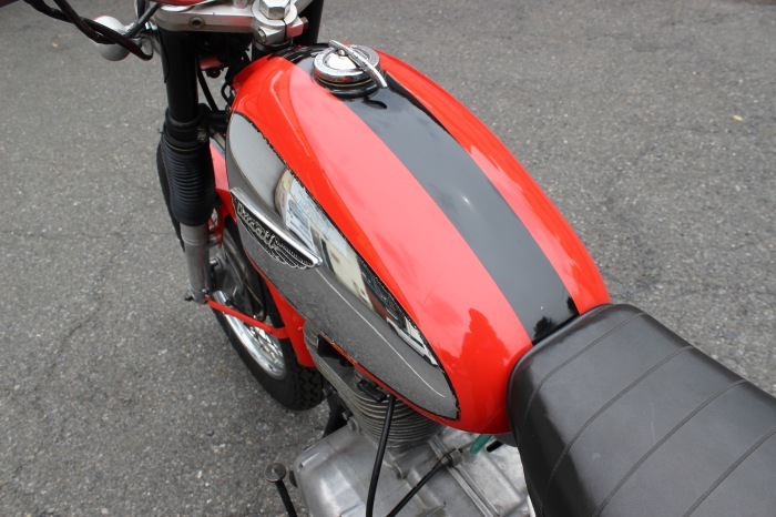 DUCATI 250 SCRAMBLER 入荷_a0208987_16301808.jpg