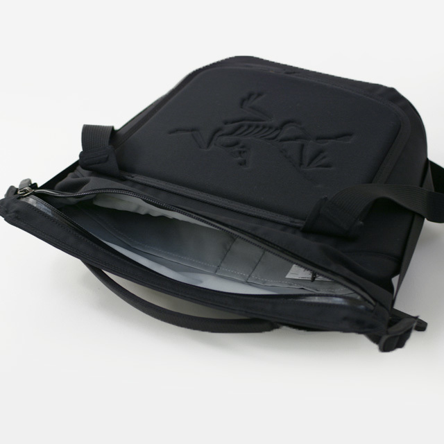 アークテリクス Arro 8 Shoulder Bag [24019] 人気のアロー8