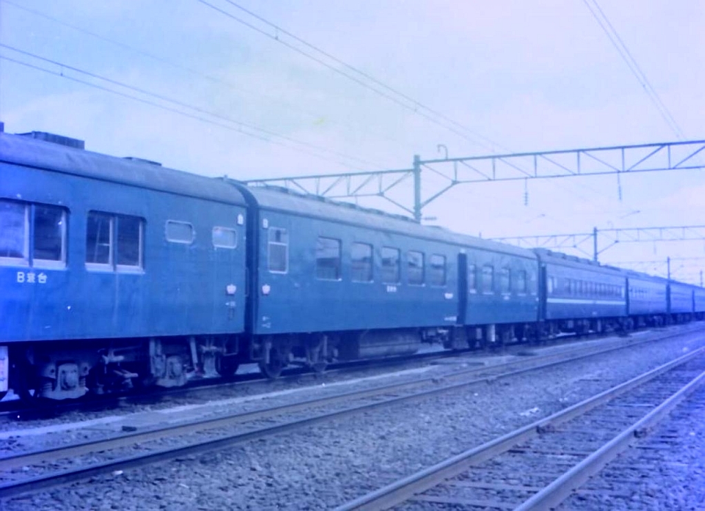 1977年3月札幌運転区にてオロハネ10 505_f0203926_21563989.jpg