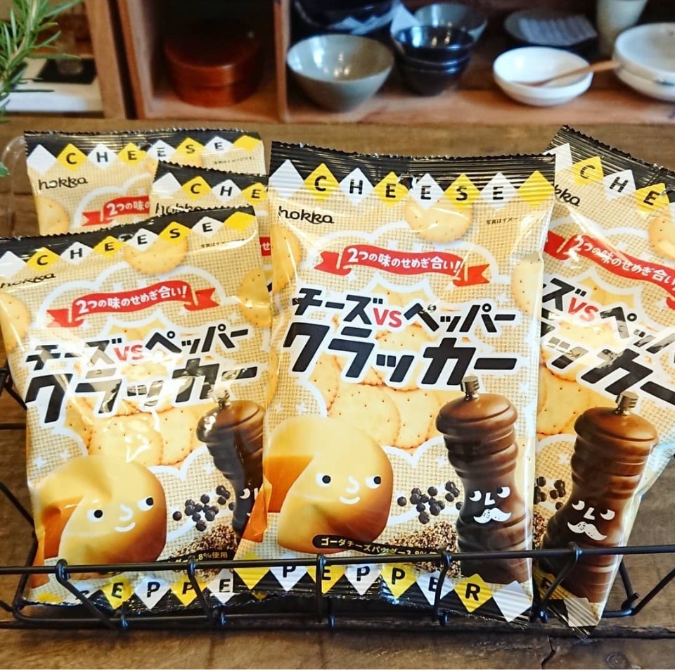 北陸製菓 チーズペッパークラッカー 雑貨shop Bee Balm 店舗 新着雑貨情報 北陸製菓 チーズペッパークラッカー 雑貨shop Bee Balm 店舗 新着雑貨情報