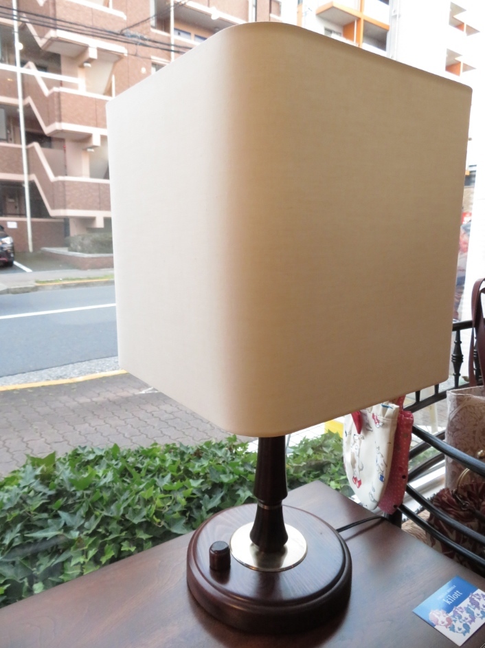ランプシェード 張替 モリス正規販売店のブライト_c0157866_17320287.jpg