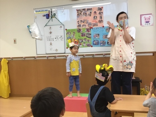 4月,5月,6月生まれのお誕生会(1・2歳児)_c0352066_16395796.jpg