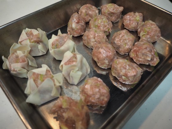 豚ひき肉と海老で2品_a0258686_10312410.jpg