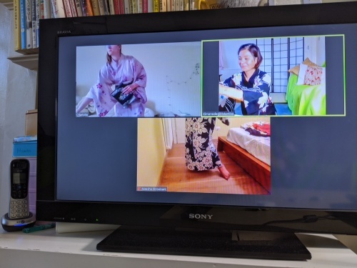 ロックダウン中の浴衣着付けフリーレッスン_e0151619_07062781.jpg