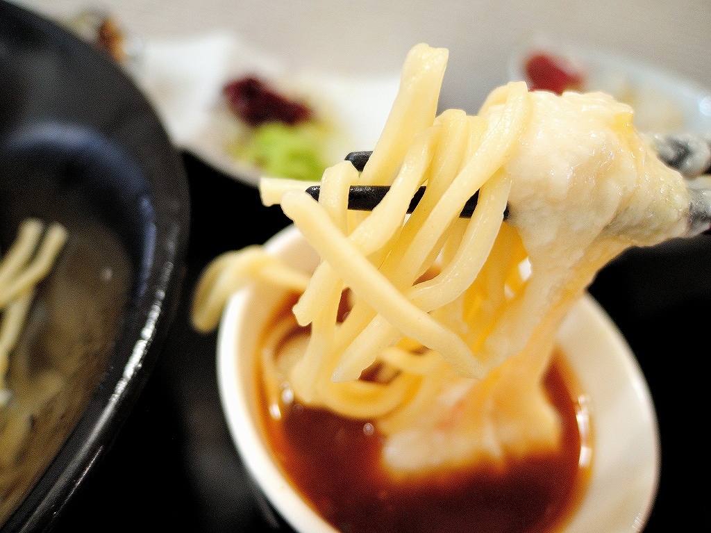 自家製麺 SHIN(新)@反町_c0395834_22475807.jpg
