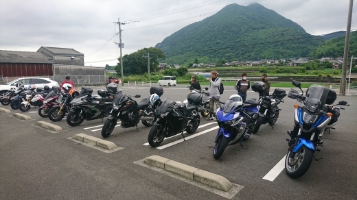 とっても楽しいツーリング?ですやん!_f0056935_15073787.jpg