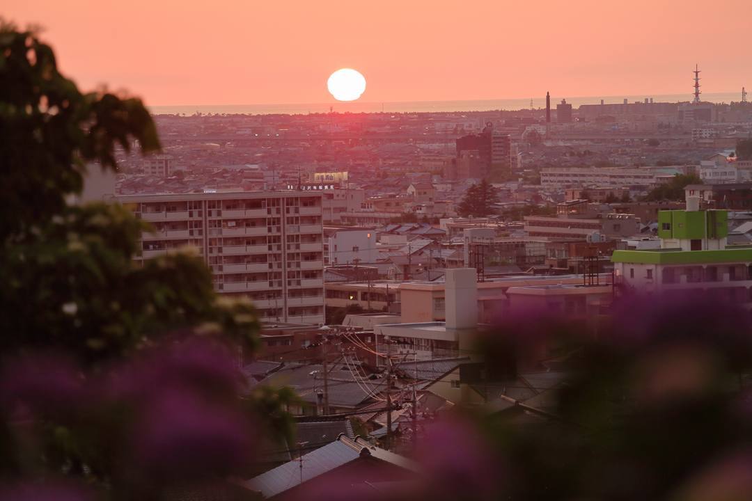 夏至の夕陽_e0403850_10252526.jpg