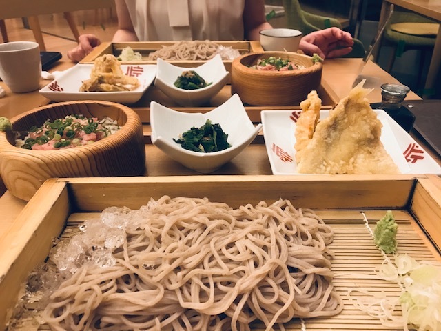 いとことご飯。_a0050302_14084751.jpg