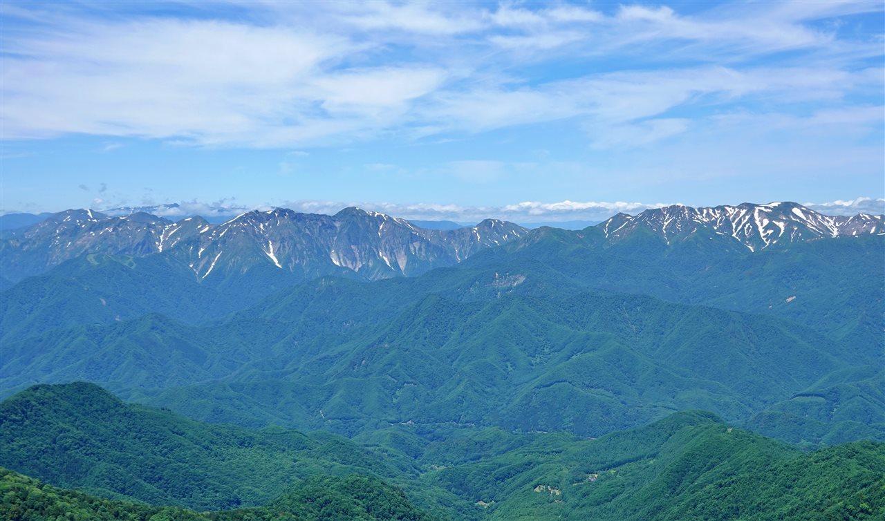 武尊山、久しぶりの登山は結構ハードでした！(2020.6.17)_e0368467_15404873.jpg