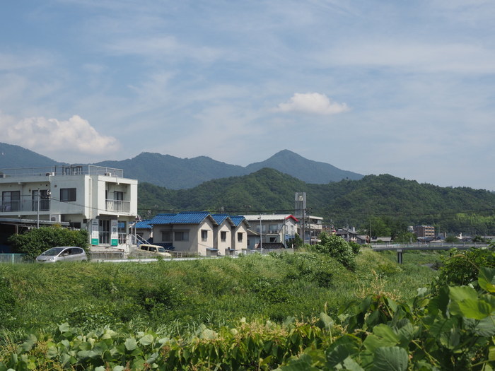 八幡からの青空_c0116915_23521432.jpg