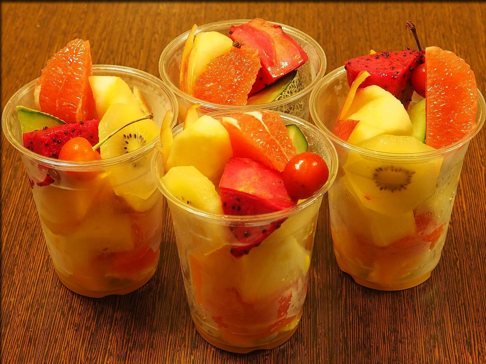 Imano Fruits Factoryのカットフルーツ 人形町からごちそうさま