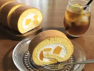山食とマンゴーロール_f0231189_20544101.jpg