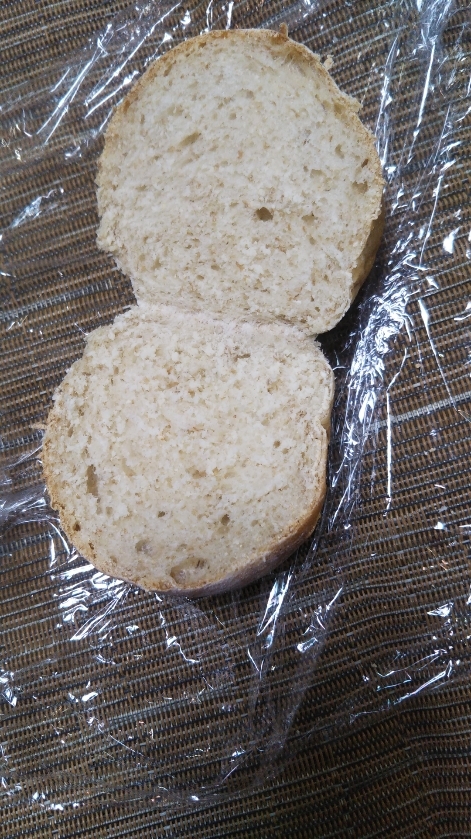 ヤミースイーツでおまけでいただいたパン_f0076001_22484948.jpg