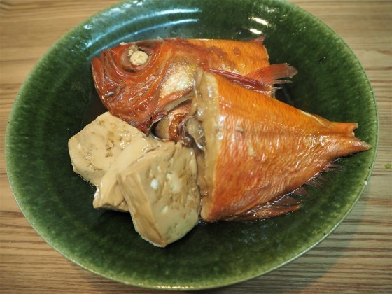 キンキの煮つけとかやくごはん_a0258686_07030460.jpg