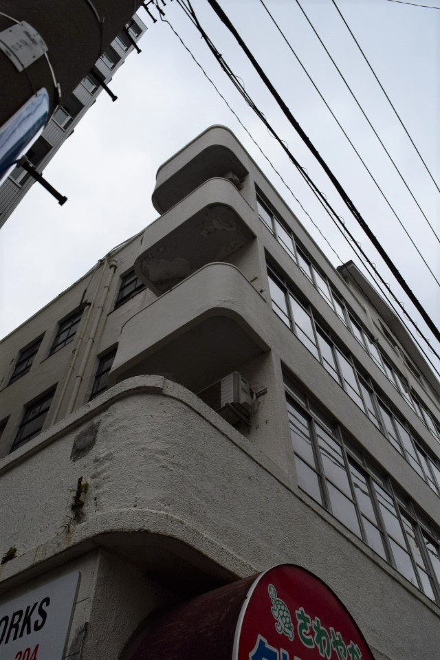 横浜市中区山下町のインペリアルビル(昭和モダン建築再訪)_f0142606_23212553.jpg