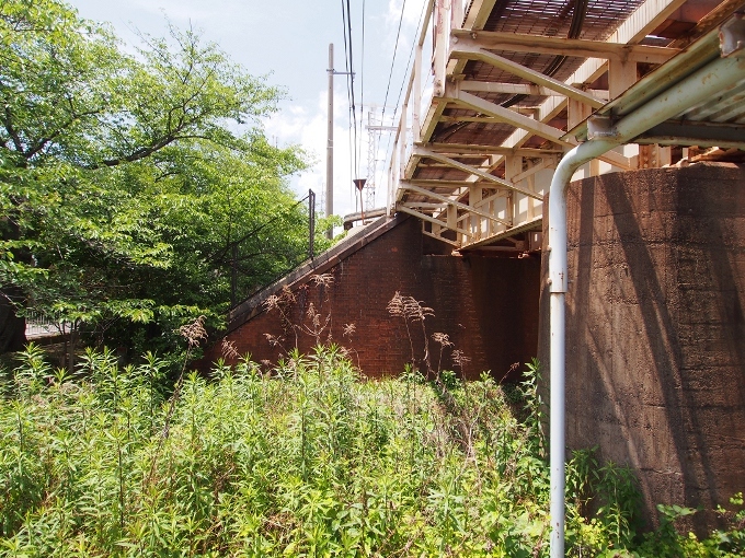 東海道本線尼崎～住吉間の煉瓦・石積構造物１_f0116479_19201049.jpg