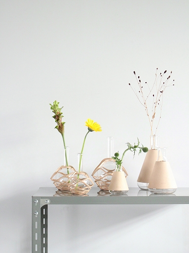 Hender Scheme Science Vase Bumpkins Putting On Airs
