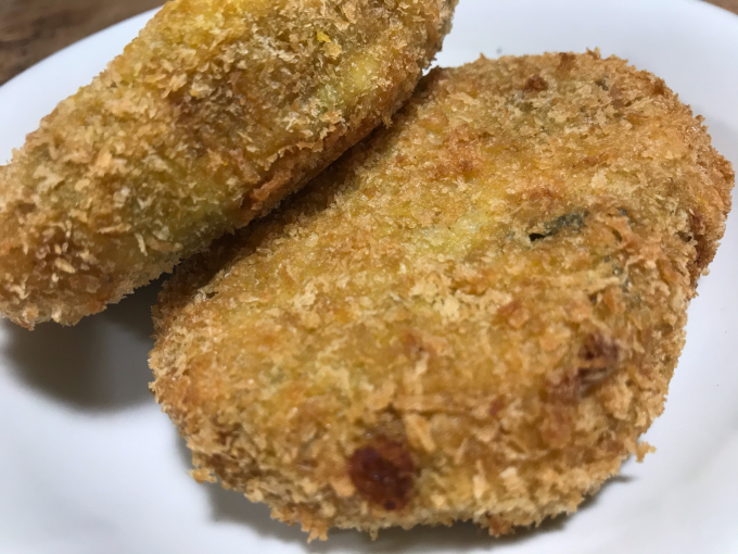 完成しました、チキンカレーコロッケ^_^_d0132688_23471010.jpg