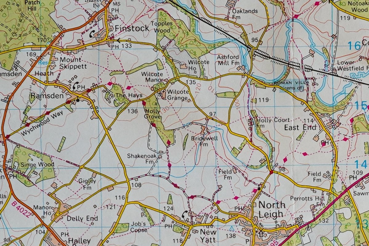 ガチ撮りされた英国陸地測量部の地図_d0353489_13281851.jpg