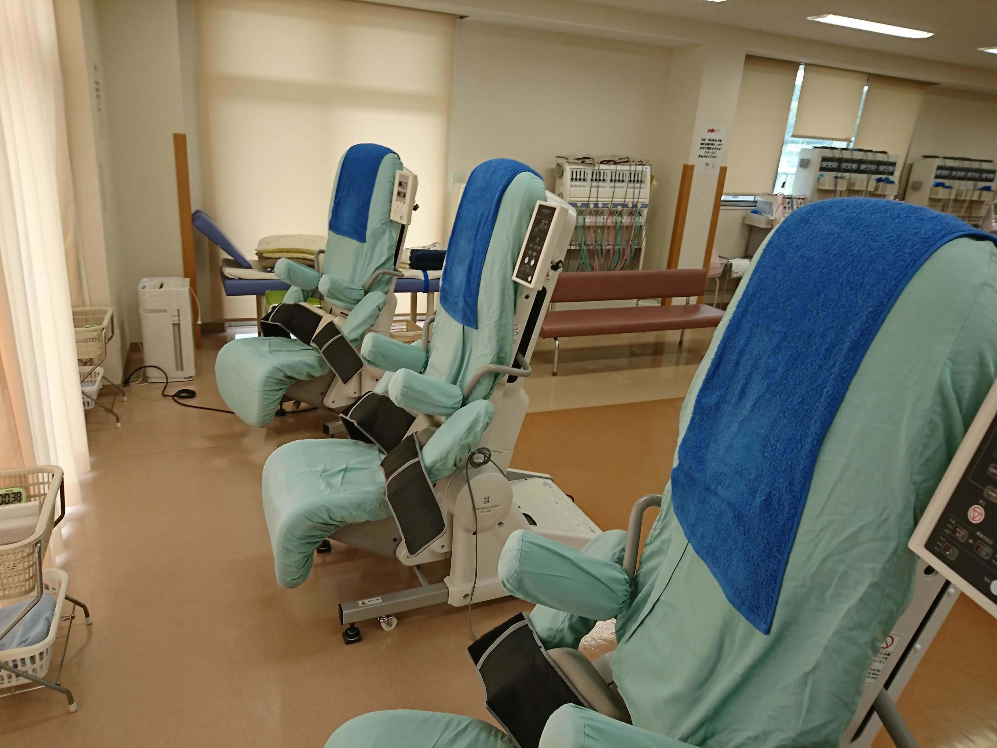 能動型自動間欠牽引装置(腰椎・頚椎牽引)|物理療法機器の紹介_b0329026_14210508.jpg