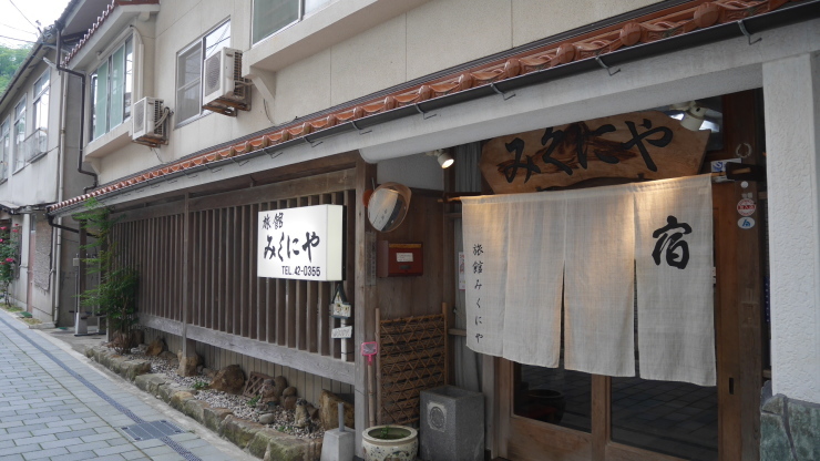 河鹿の鳴き声に包まれる山間の宿―美又温泉・みくにや旅館_a0385880_14393977.jpg
