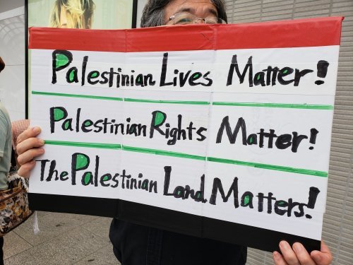 【報告】イスラエルのヨルダン川西岸併合に抗議して新宿で43人がスタンディング！_a0336146_00114545.jpg