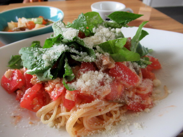 ホリウチカフェ * パニーニ&パスタランチ&メロンパフェ♪_f0236260_00290225.jpg