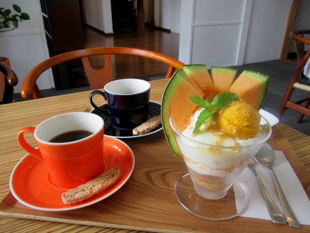 ホリウチカフェ * パニーニ&パスタランチ&メロンパフェ♪_f0236260_00331038.jpg