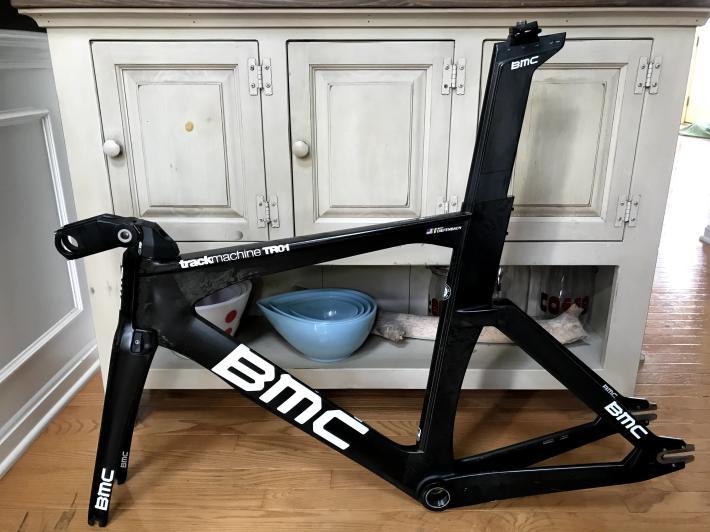 New トラックレーシングバイク｜BMC Trackmachine TR01