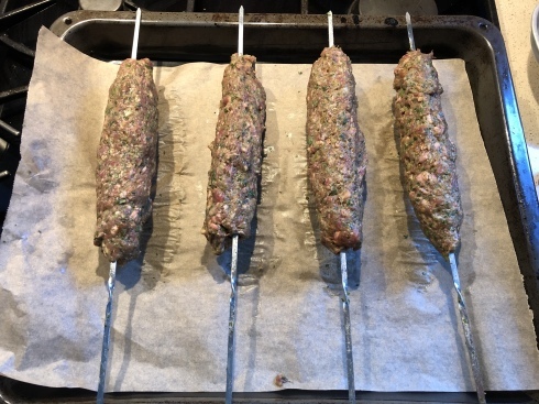 ロックダウン中におうちでケバブごっこ ハギスはお好き ロックダウン中におうちでケバブごっこ ハギスはお好き