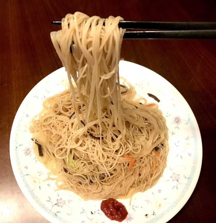 ケンミンの焼ビーフン 冷凍食品 よく飲むオバチャン 本日のメニュー
