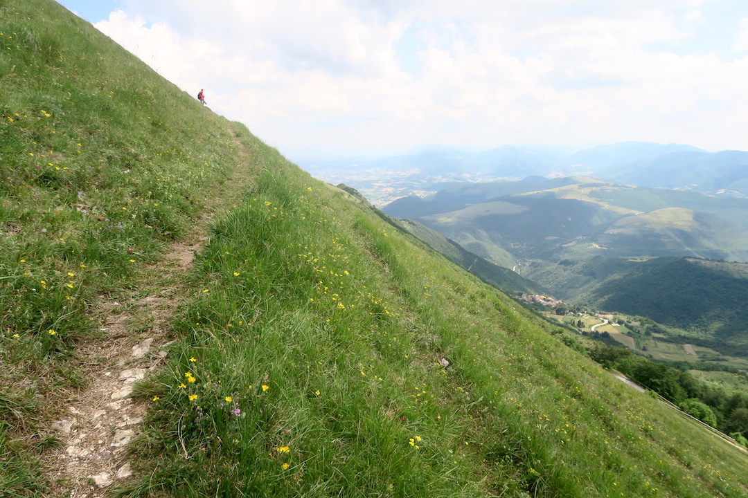眺めよし攻撃びっくり魔女の山 Monte della Strega_f0234936_6353194.jpg