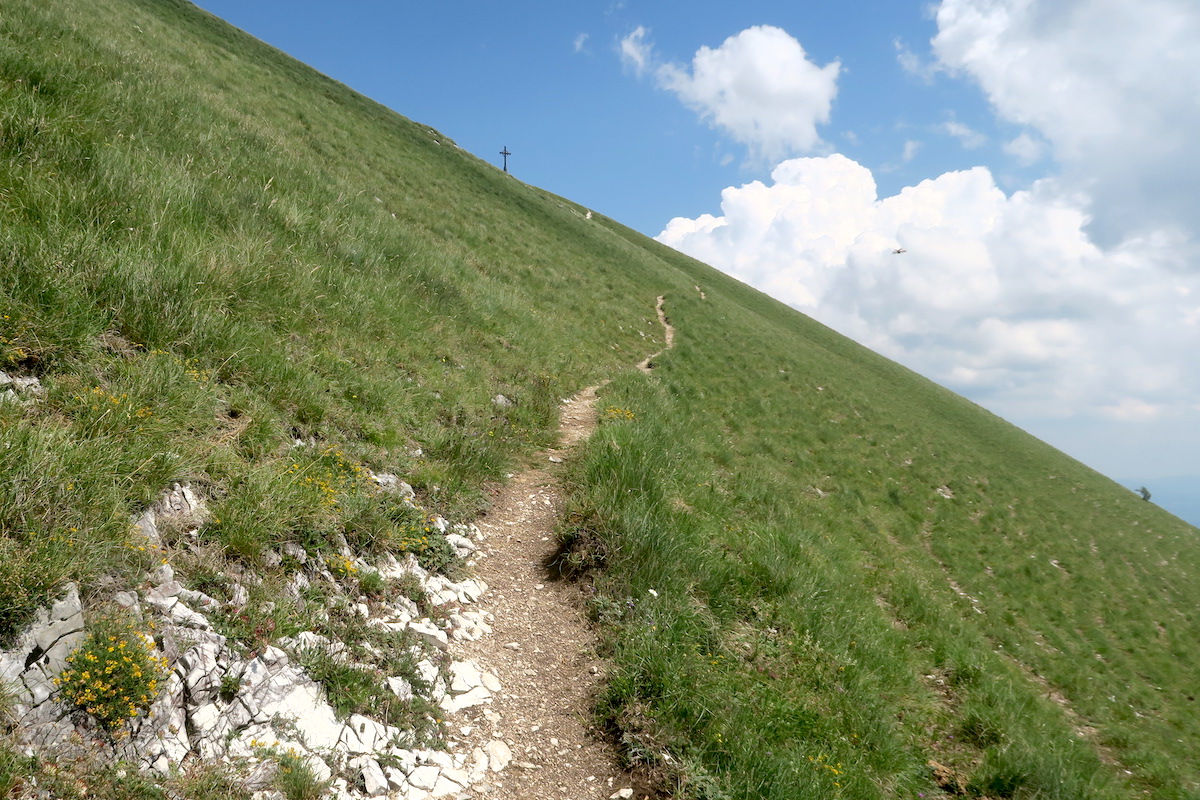 眺めよし攻撃びっくり魔女の山 Monte della Strega_f0234936_6402711.jpg