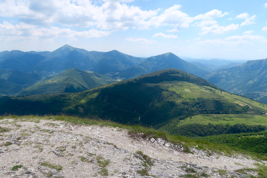 眺めよし攻撃びっくり魔女の山 Monte della Strega_f0234936_6532085.jpg