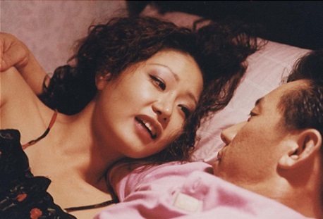 悪女?怪演女優!女優のシン・ウンギョンのスキャンダルな人生 ひき逃げ、失明、事務所との確執 育児放棄、税金滞納、整形に苦しむ_f0158064_14413285.jpg