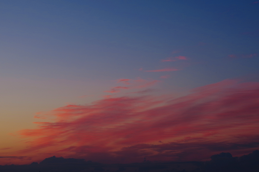 朝焼け空ｈ 雲空海