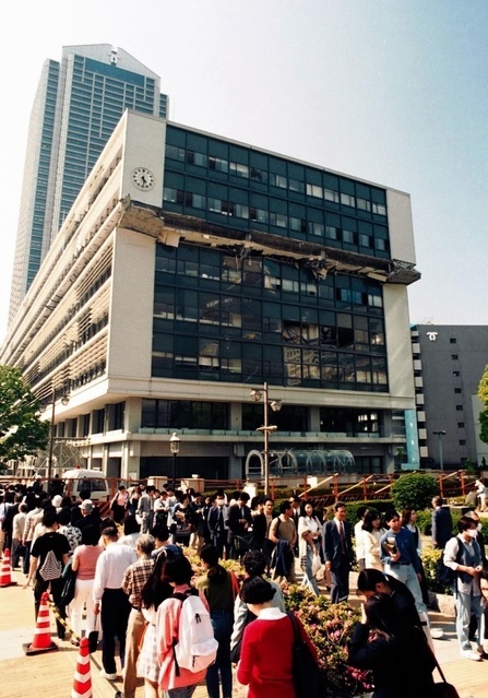 〔仰木彬〕近鉄バッファローズの1989年仰木マジック、届かなかった「あと1勝」『やるのはお前らやけど、責任は俺が取るから』「がんばろうKOBE」 被災地を照らした希望_c0219232_16190605.jpg